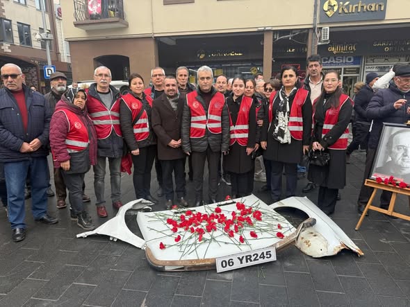 Uğur Mumcu, Karesi'de Düzenlenen Etkinlikle Anıldı