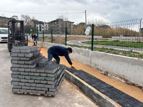 Bandırma Belediyesi Kent Genelinde Çalışmalarını Aralıksız Sürdürüyor