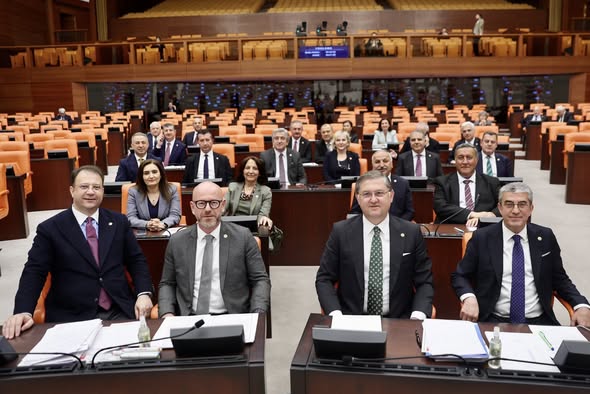 CHP'li Sarı: Sosyal Hizmetler Kanunu görüşmeleri gece 03.00'te tamamlandı