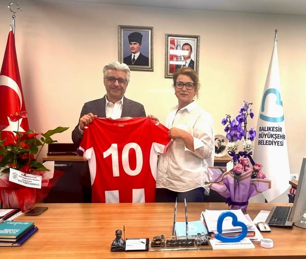 Balıkesirspor Başkanı, Kent Konseyi'ne Maç Davetinde Bulundu