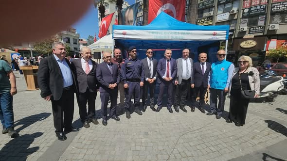 Edremit'te Kurban Bağışı İçin Tanıtım Standı Açıldı