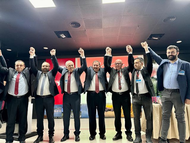 CHP Balıkesir Milletvekili Serkan Sarı, Milas'taki Demokrasi Şenliği'ne katıldı ve yeni Belediye Başkan adayının seçildiğini duyurdu.