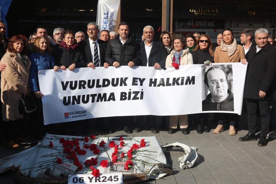 Mumcu'nun Cesur Gazeteciliği Balıkesir'de Anıldı