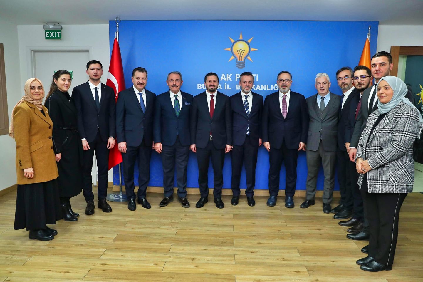 AK Parti Balıkesir İl Teşkilatı, Altıeylül, Bigadiç ve Dursunbey ilçelerine yeni ilçe başkanları atadı.