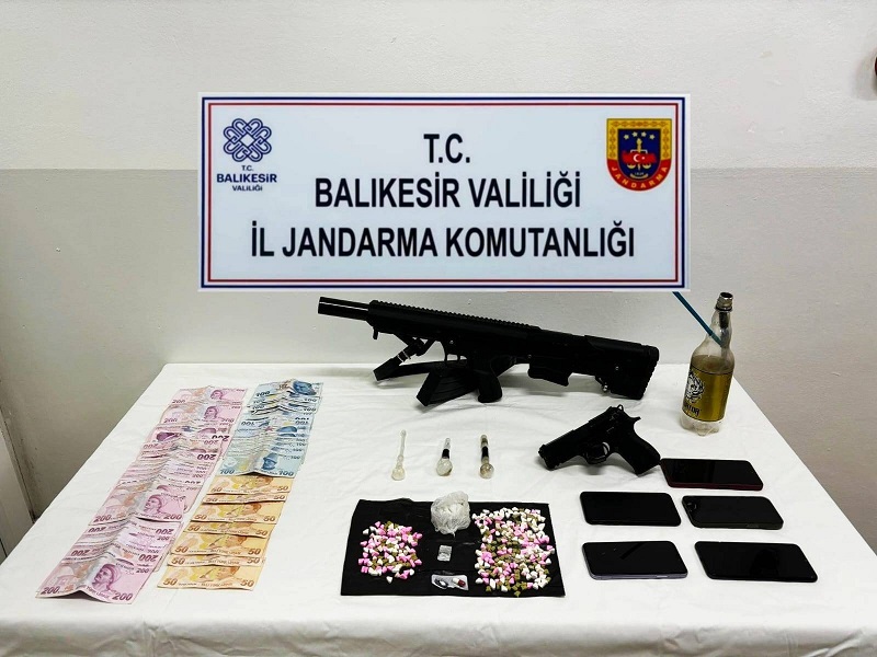 Balıkesir'de Uyuşturucu Operasyonu: 6 Şüpheli Yakalandı