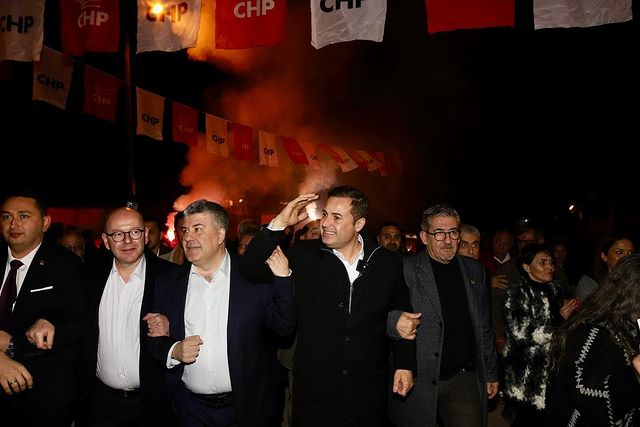 CHP'li Serkan Sarı, Kurtdereli Meydanında Toplandı