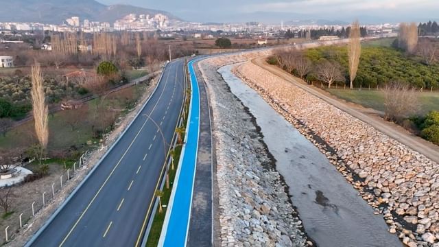 Balıkesir Büyükşehir Belediyesi, Körfez Bölgesi'nin trafik sorununa çözüm getiriyor: 