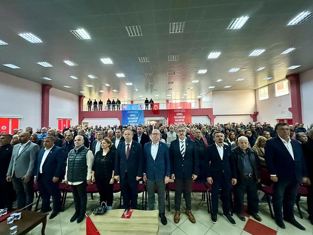 Balıkesir Milletvekili Serkan Sarı, Gömeç Belediye Başkan Adayı Melih Bağcı'nın Proje Tanıtım Toplantısı'na Katıldı