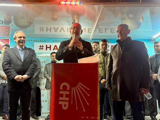 CHP Milletvekili ve Belediye Başkan Adayı Havran'da Kahvehane Ziyaretleri Gerçekleştirdi