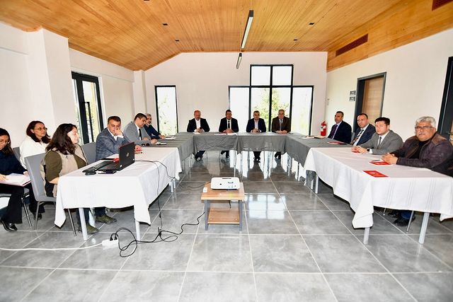 Manyas Kuş Cenneti'nde Tarım Sektöründe Koordinasyon ve Değerlendirme Toplantısı Düzenlendi