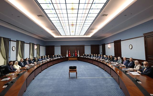 AK Parti Genel Merkezi'nde Recep Tayyip Erdoğan liderliğinde MYK toplantısı düzenlendi.