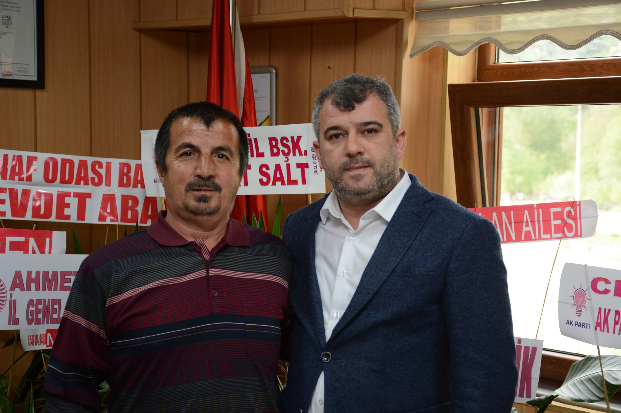 Yenice Belediye Başkanı Ş. Sertaş Karakaş, Nihat Emdi'yi Nezaket Ziyareti İçin Ağırladı