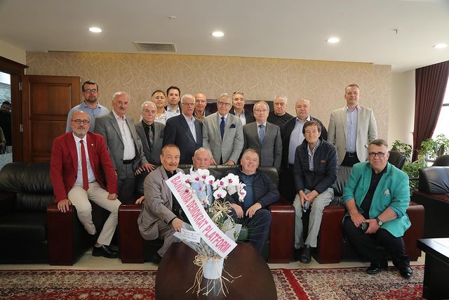 Bandırma Belediyesi, Farklı Toplulukların Nezaket Ziyaretini Ağırladı