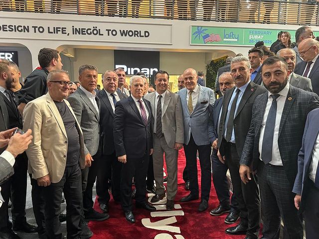 50. Uluslararası MODEF Mobilya Fuarı, Bursa'da gerçekleşti.