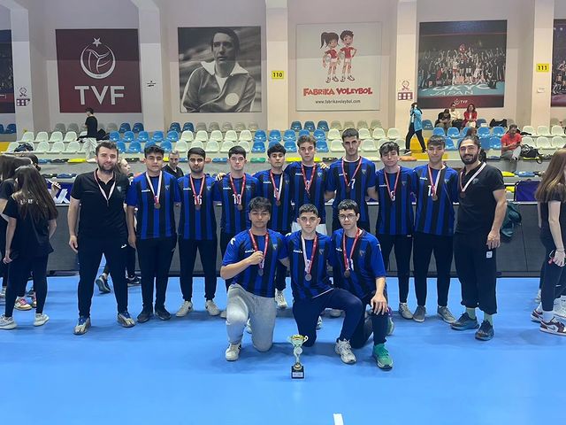 Karacabey Belediye Spor, Bursa İl Şampiyonası'nda şampiyon oldu