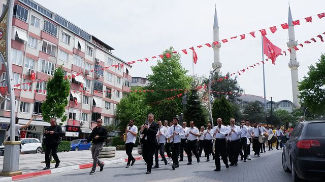 Türkiye, 23 Nisan Ulusal Egemenlik ve Çocuk Bayramı'nı Coşkuyla Kutluyor