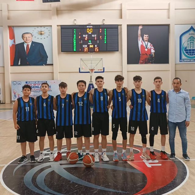 Karacabey Belediye Spor U14 Takımı Winner Spor'u Mağlup Etti