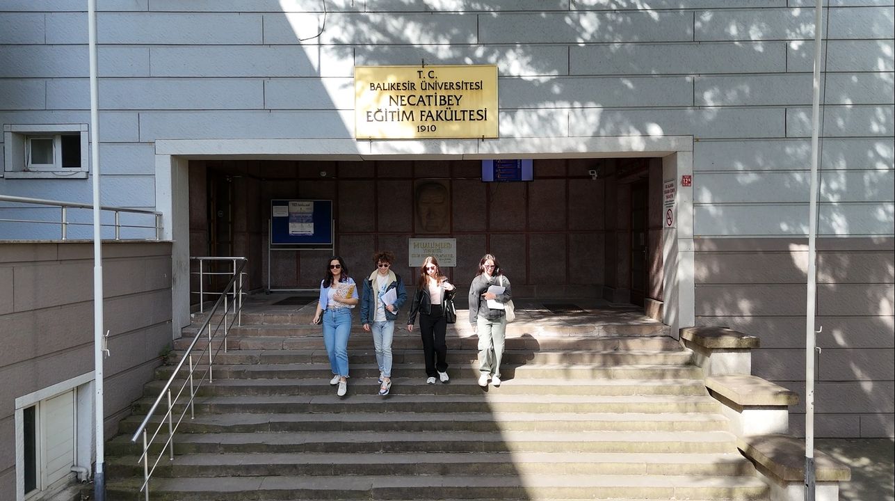 Balıkesir Üniversitesi Necatibey Eğitim Fakültesi'nde Ders Programları Akreditasyon Aldı
