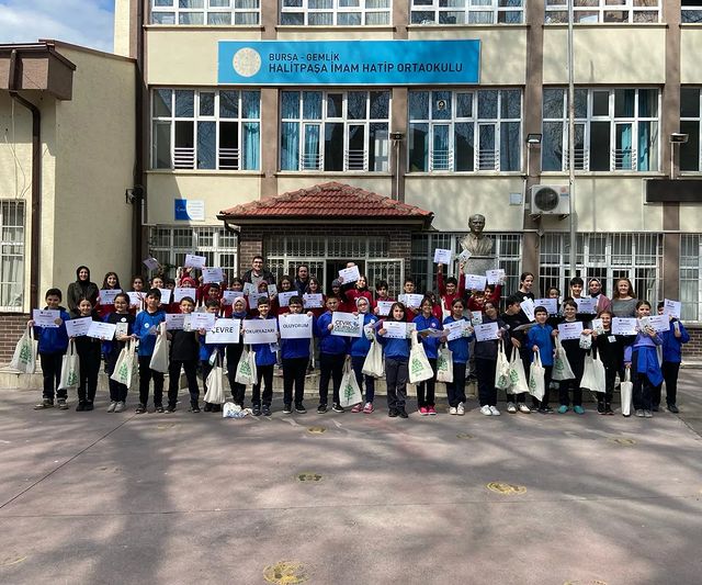 Bursa Büyükşehir Belediyesi ve İl Milli Eğitim Müdürlüğü Çevre Okuryazarı Yetiştirme Projesi