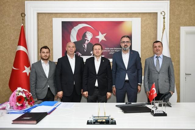 AK Parti Bursa Milletvekili Ahmet Kılıç'tan Kestel Belediyesi'ne Nezaket Ziyareti