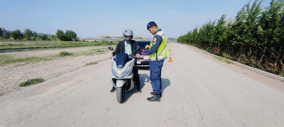 Balıkesir'de Motosiklet Denetim Operasyonu Gerçekleştirildi