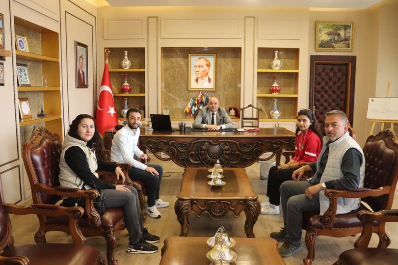 Ceren Arslan, Gençler Salon Türkiye Şampiyonası'nda Altın Madalya Kazandı