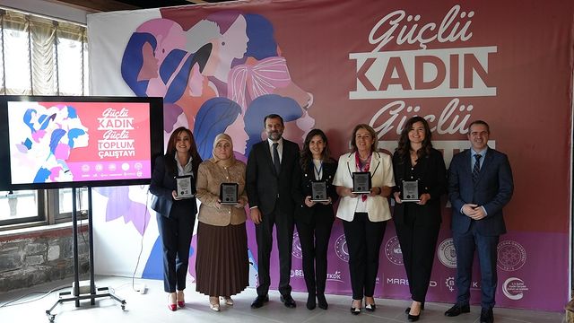 Gürsu'da Güçlü Kadın Güçlü Toplum Çalıştayının İkinci Paneli Gerçekleşti