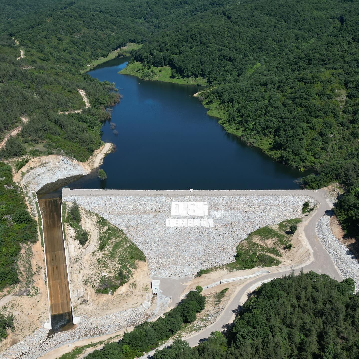 Balıkesir Dereköy Barajı'nda Yeni Sulama Projesi Devam Ediyor