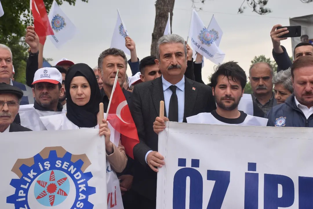 Bursa'da Sendikalı İşçilere Destek Büyüyor