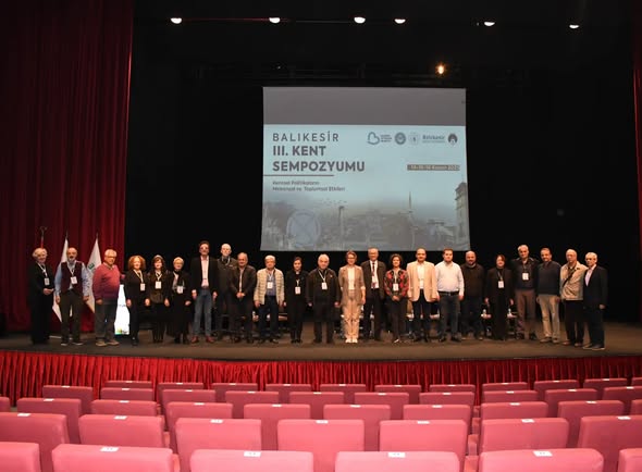 Balıkesir'in Geleceği 3. Kent Sempozyumu'nda Masaya Yatırıldı