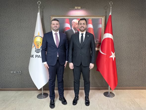 AK Parti'den Keçiören İlçe Başkanlığı'na Hayırlı Olsun Ziyareti