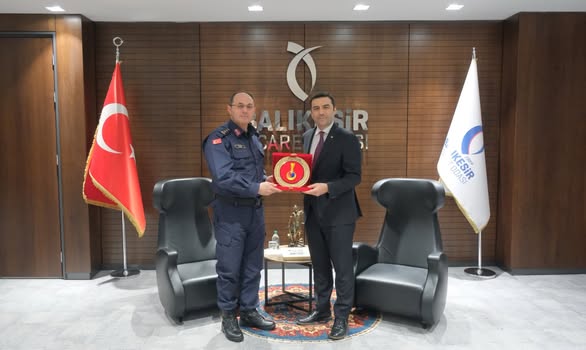 Balıkesir İl Jandarma Komutanı'ndan Ticaret Odası'na Nezaket Ziyareti