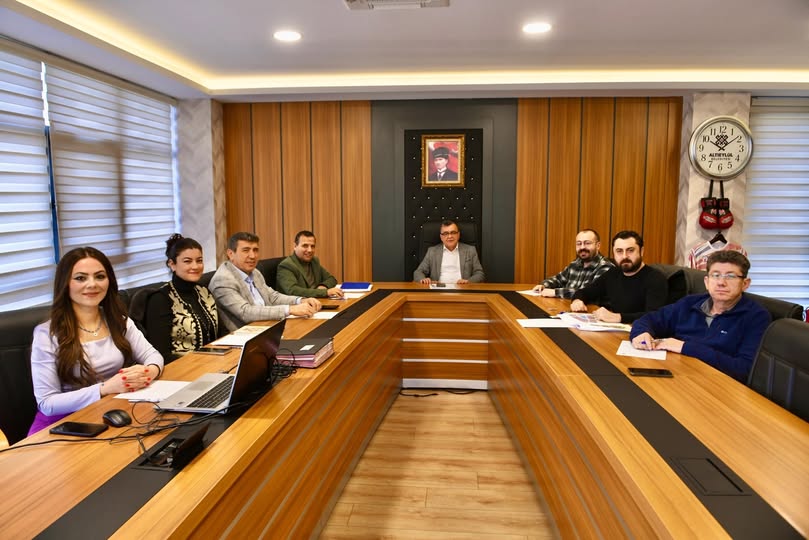 Altıeylül Belediyesi'nde Encümen Toplantısı Gerçekleştirildi
