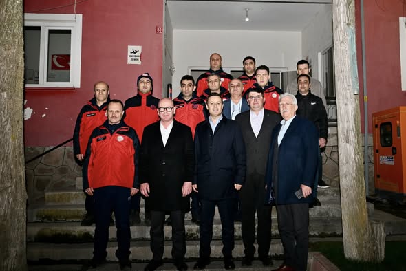 CHP'li Vekil Serkan Sarı'dan İtfaiye Personeline Ziyaret ve Teşekkür