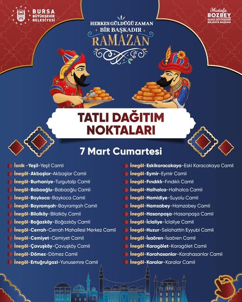 Bursa'da Ramazan'da Teravih Sonrası Tatlı İkramı