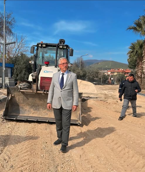 Erdek'te Yol Çalışmaları Hız Kazandı: Başkan Karışık İncelemelerde Bulundu