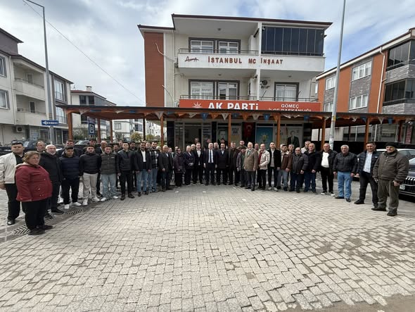 Dr. Mustafa Canbey Edremit'te Teşkilatla Bayramlaştı: Birlik ve Beraberlik Mesajı