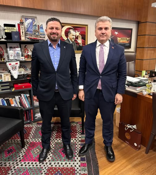 AK Parti Balıkesir İl Başkanı Mehmet Aydemir, Gazi Meclisi'ni Ziyaret Etti