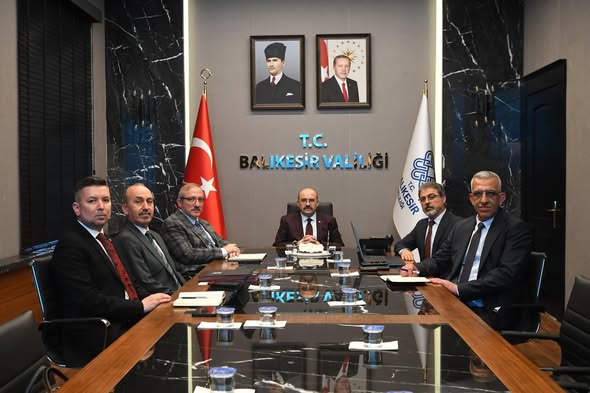 Balıkesir'de Dev Sera Yatırımı için Kritik Toplantı