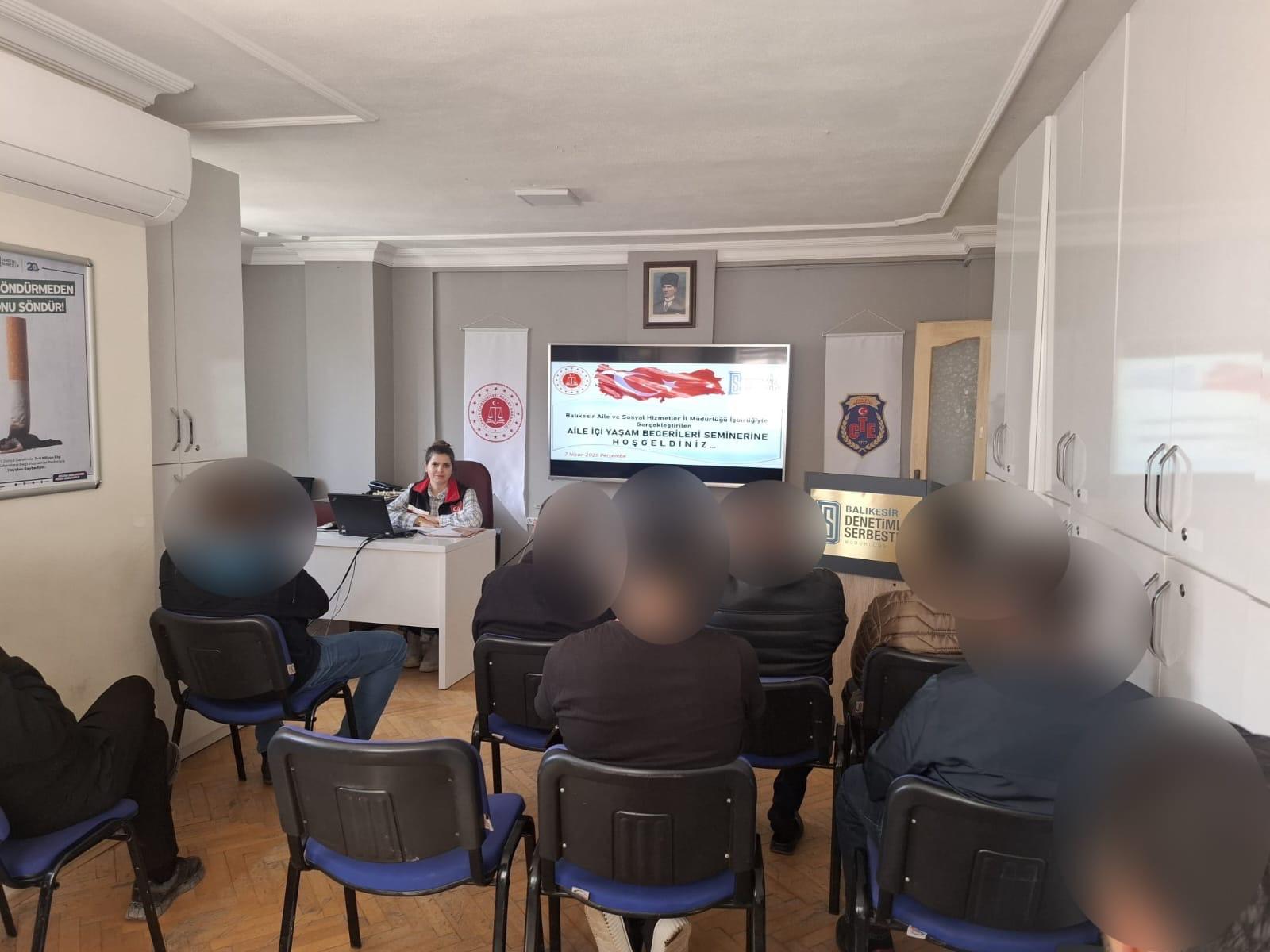 Balıkesir'de Hükümlülere Aile Yaşam Becerileri Eğitimi Verildi