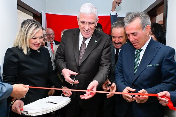 İYİ Parti Genel Başkanı Dervişoğlu, AVAZ Araştırma Merkezi'nin Açılışında