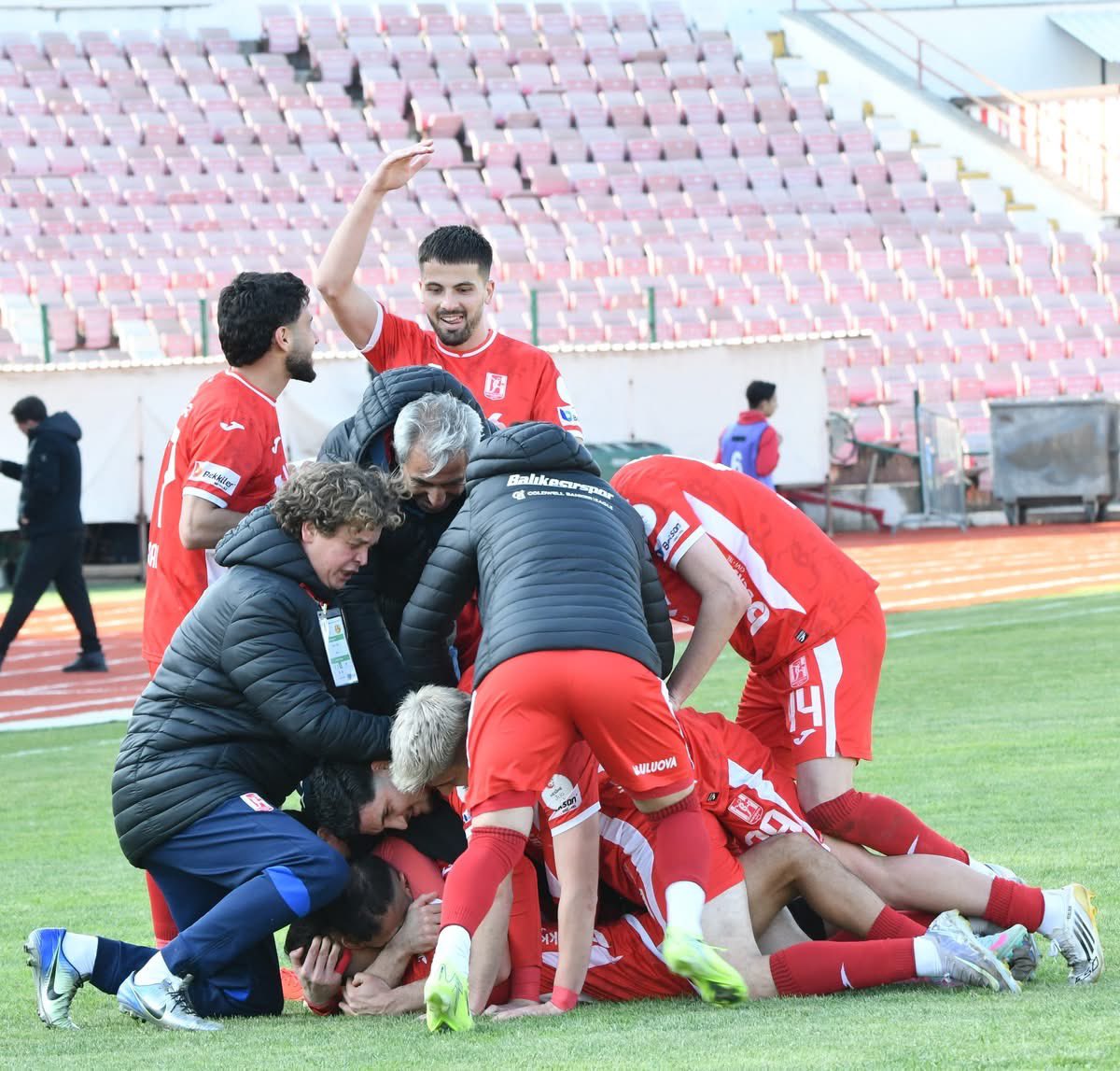 Balıkesirspor, Eskişehirspor'la Berabere Kaldı
