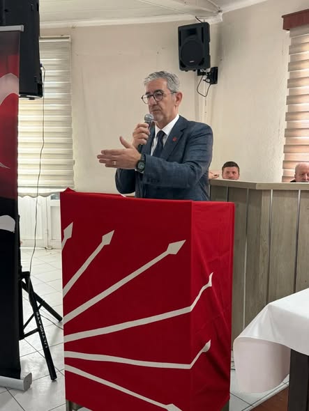 CHP Bigadiç'te Danışma Kurulu Toplantısı ve Rozet Töreni