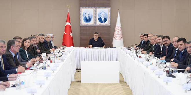 MEB Zirvesinde Güvenlik ve Dijital Tehditler Masaya Yatırıldı