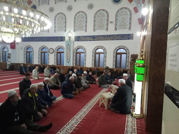 Edremit'te Sabah Namazı Buluşması: Zeytinli'de Gönüller Huzura Erdi