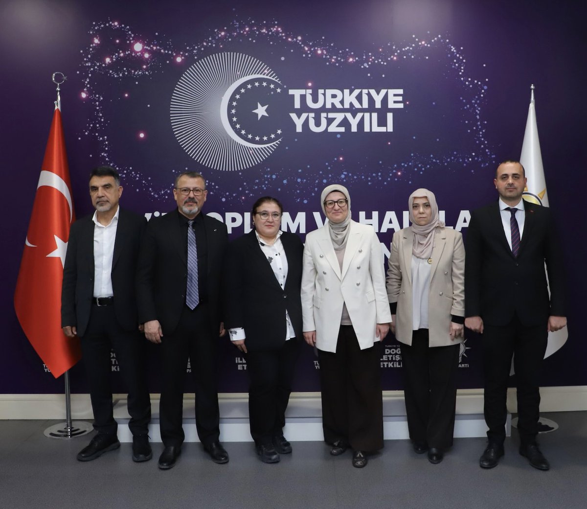 Hekim Birliği Sendikası'ndan AK Parti'ye Ziyaret