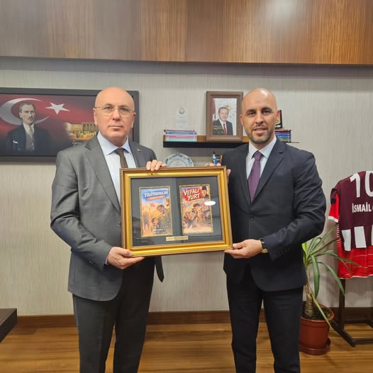 Balıkesir'in Kahramanları "41 Bayrak Adam" Eserle Yaşatılıyor