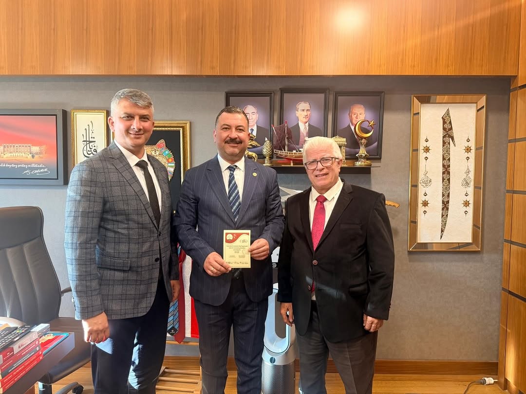 Armutalan Derneği Yöneticileri MHP'li Yüksel'i Meclis'te Ziyaret Etti