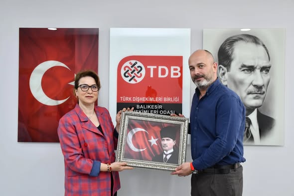 Balıkesir'de Sivil Toplum Ziyareti: Diş Hekimleri Odası'nda İş Birliği Görüşüldü