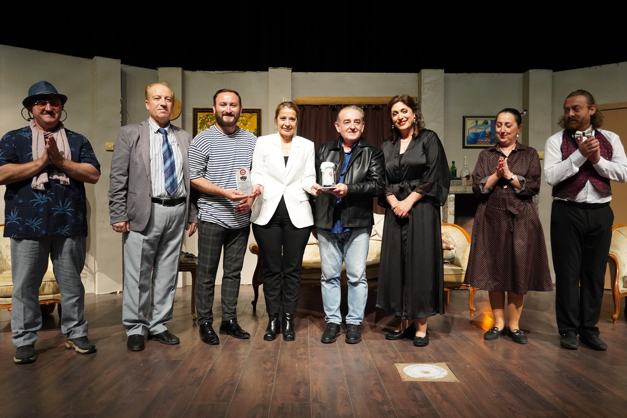 Susurluk Tiyatro Festivali'nde İki Oyun Sahneye Kondu